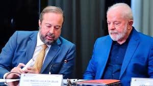 Para compensar IOF, Lula e Silveira estudam receita extra de R$ 35 bi com petróleo até 2026